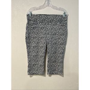 Christopher & Banks Signature Slimming Petite Capris Size 10P Black White Floral